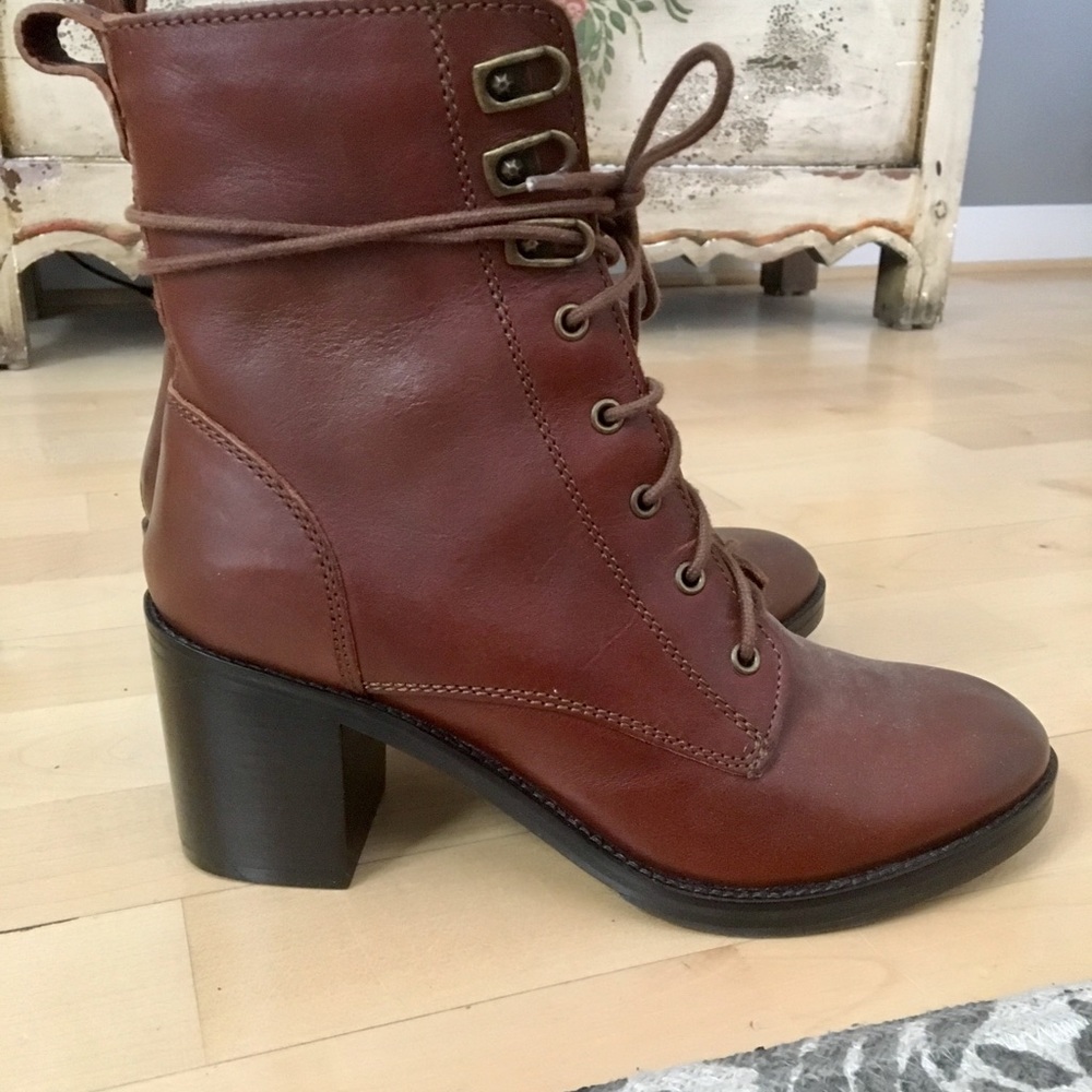 Kenneth Cole Jenis Jay Boot **NEVER WORN**